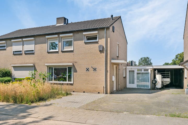 Foto 1 van Julianasingel 6