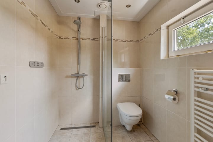 Foto 25 van Julianasingel 6