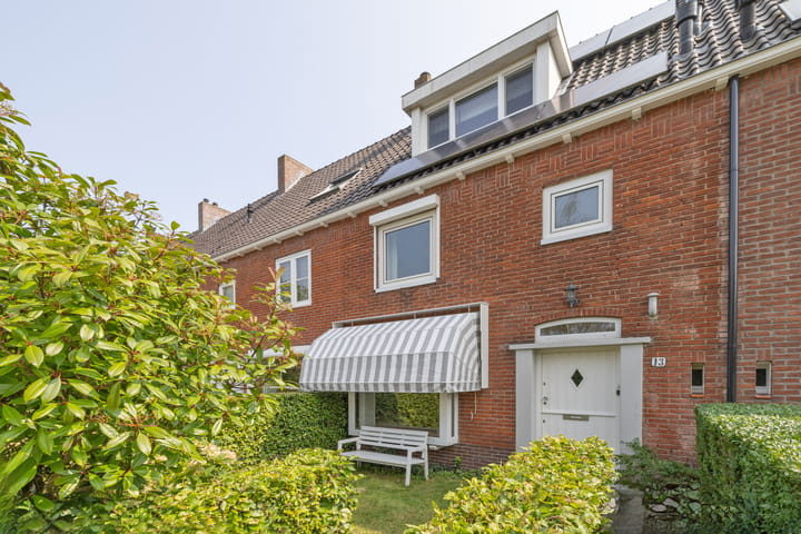 Foto 1 van Catharina van Renneslaan 13