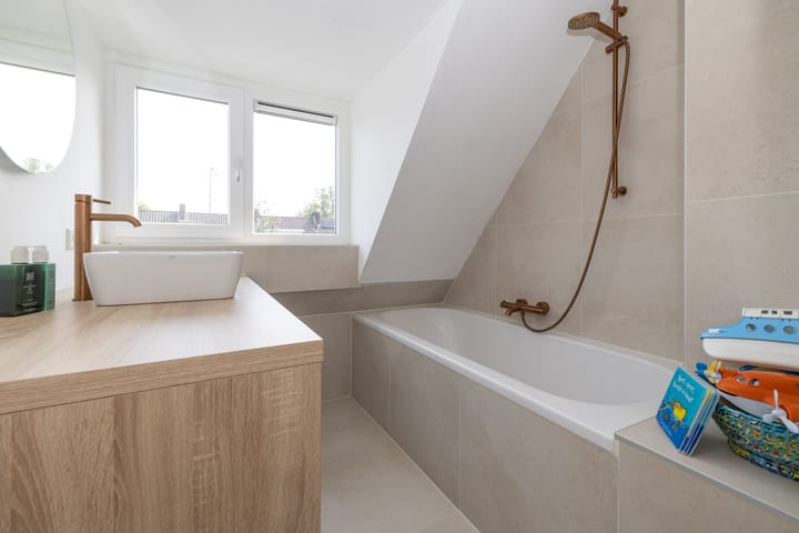 Foto 24 van Catharina van Renneslaan 13