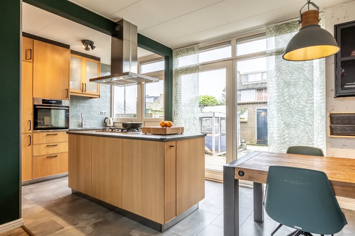 Photo 14 of Doctor Abraham Kuyperstraat 53