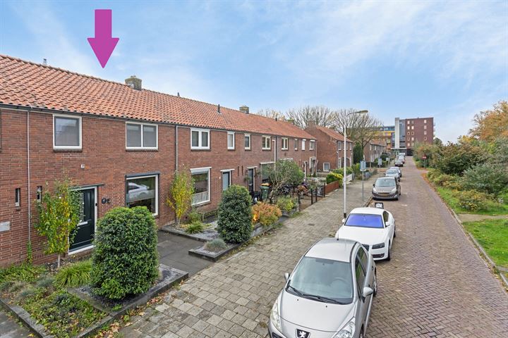 View photo 1 of Ruysdaelstraat 57