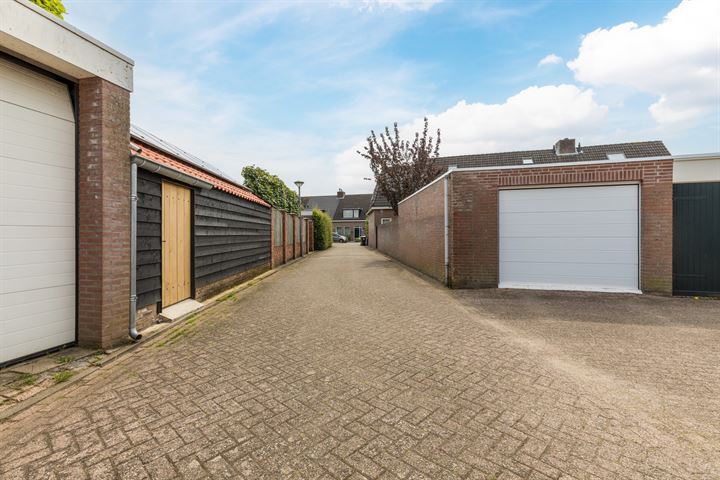 Bekijk foto 40 van Germstraat 33