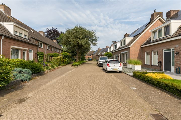 Bekijk foto 42 van Germstraat 33