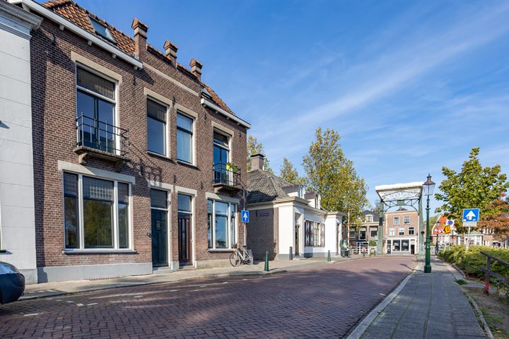 View photo 2 of Hoogstraat 3-A