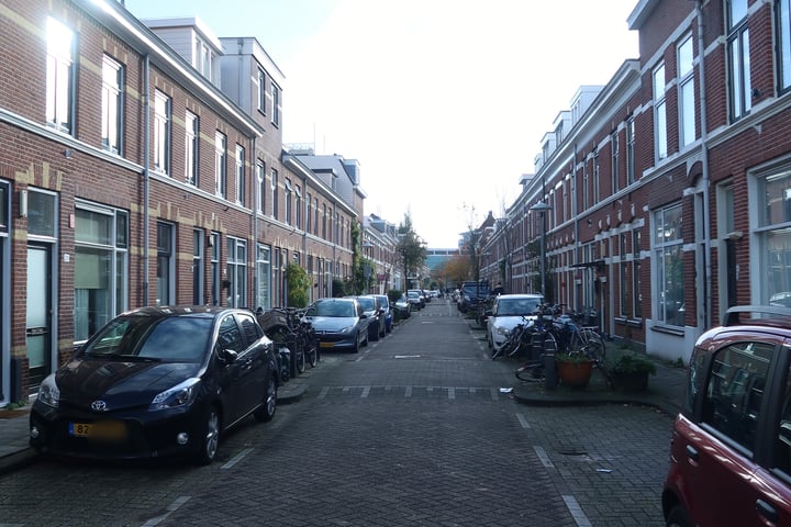 Bekijk foto 48 van Riouwstraat 14