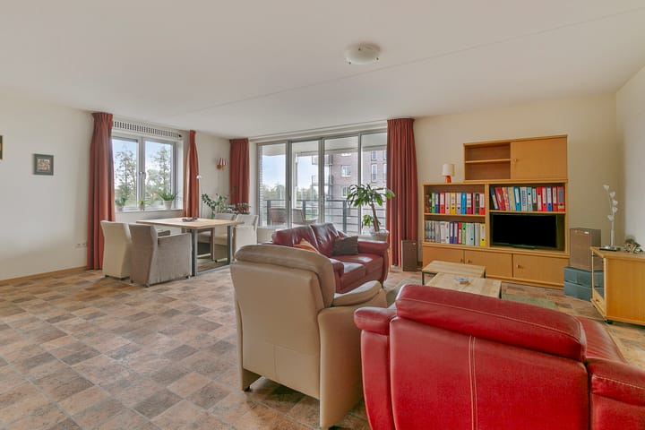 Foto 16 van Yellowstone 74