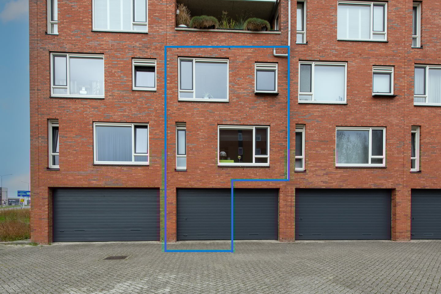 Photo 5 of Stationsplein 56