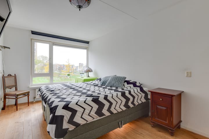 Foto 12 van Stationsplein 56