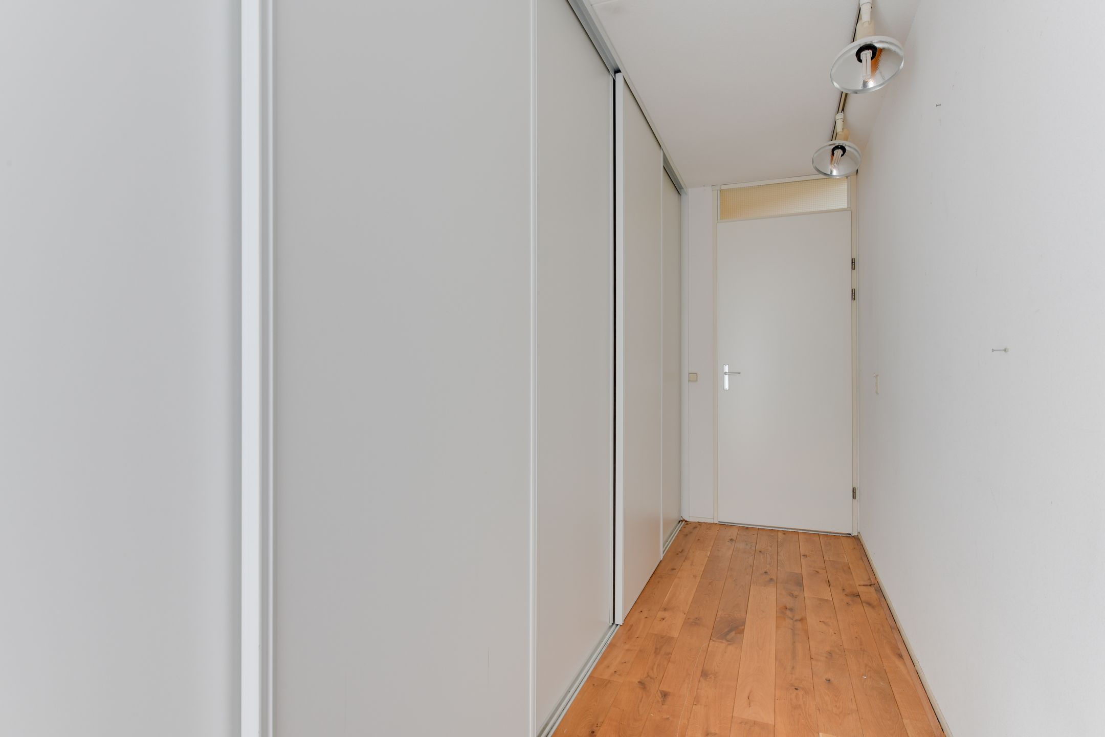 Photo 15 of Stationsplein 56