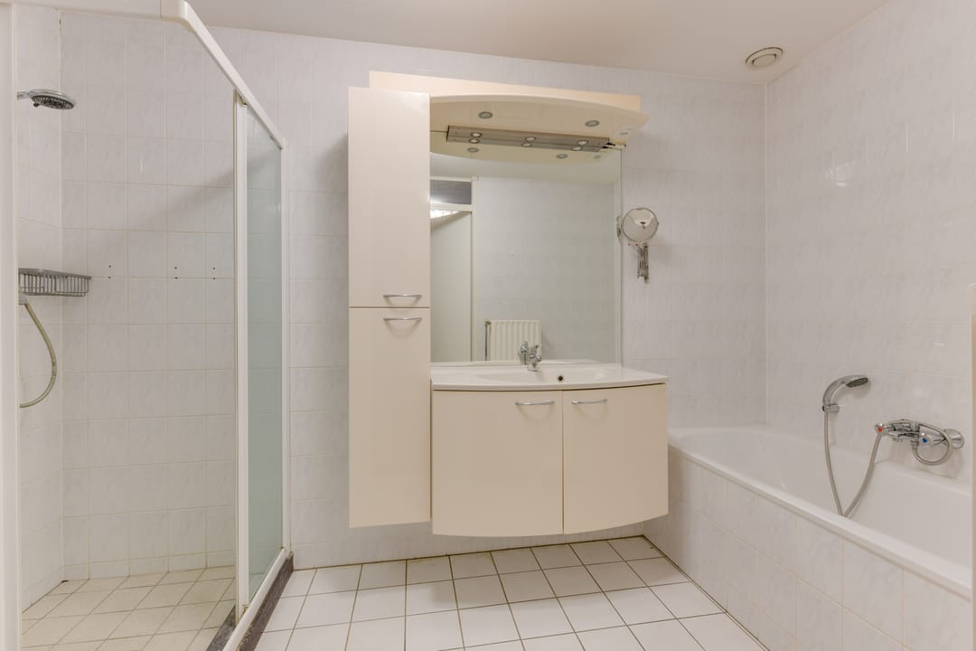 Photo 16 of Stationsplein 56