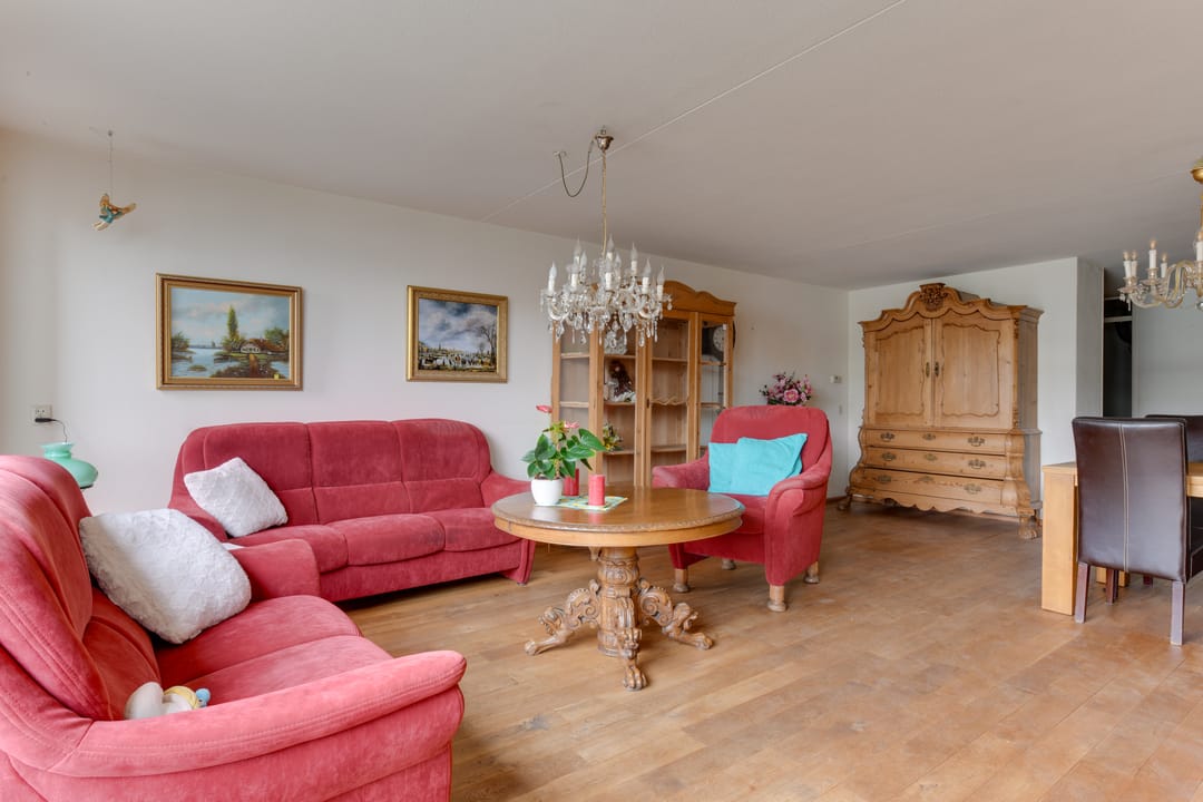 Photo 23 of Stationsplein 56