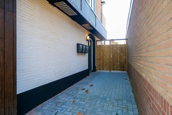 Bekijk foto 23 van Brugstraat 23