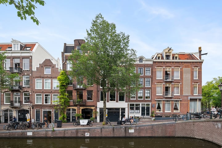 View photo 24 of Looiersgracht 10-1