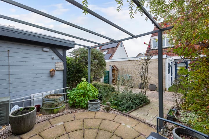 Foto 2 van Voorne 19