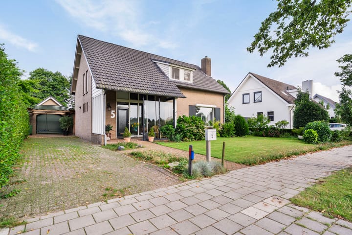 Foto 3 van Dr. Van der Voortsingel 5