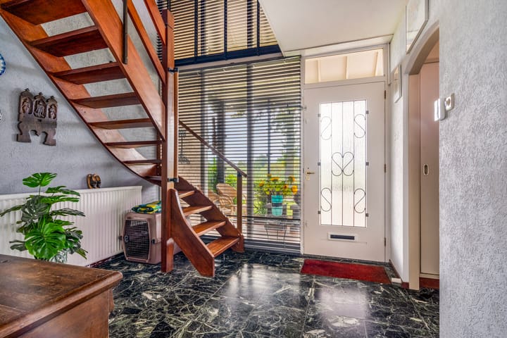 Foto 5 van Dr. Van der Voortsingel 5