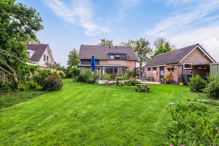 Foto 30 van Dr. Van der Voortsingel 5