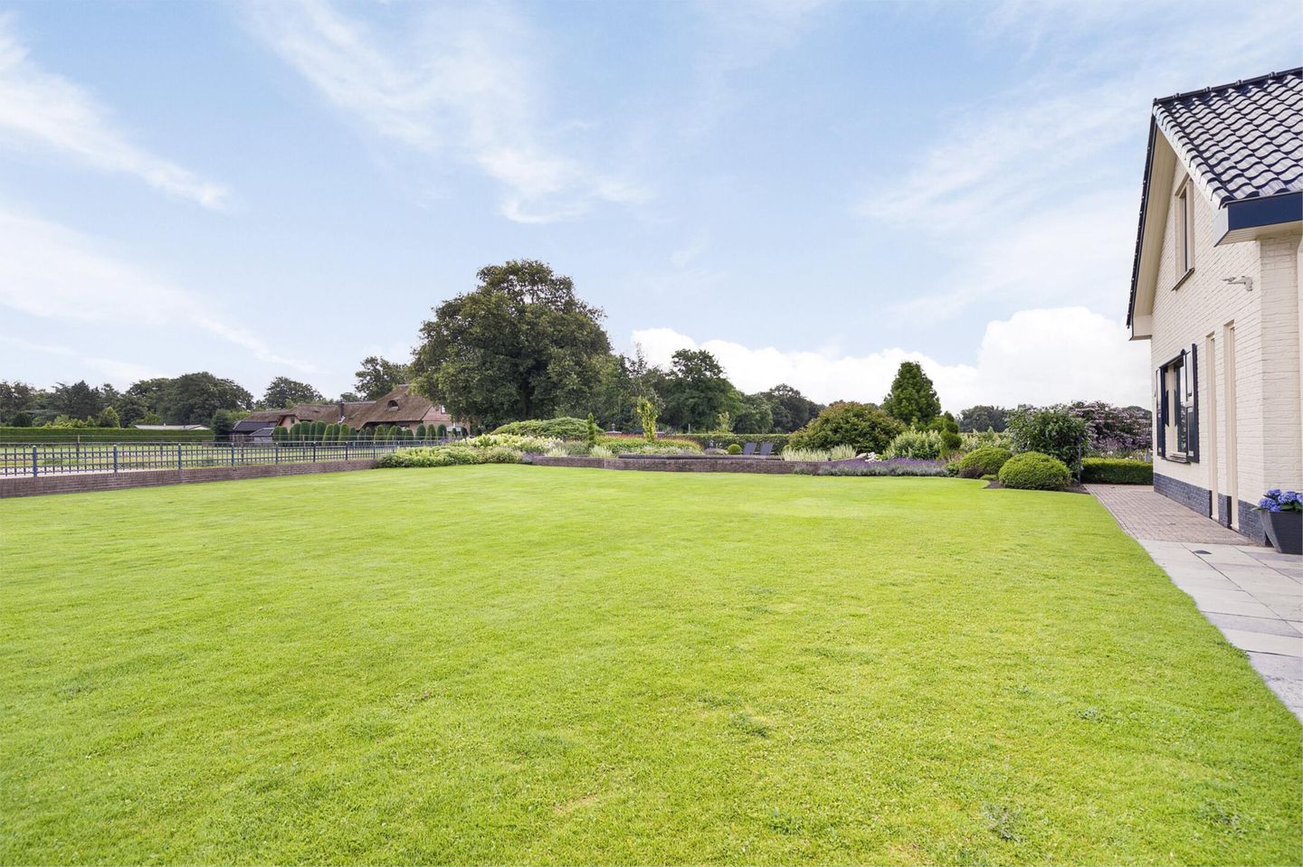 Photo 40 of Driestweg 4