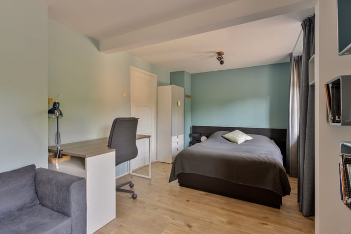 Foto 19 van Ruys de Beerenbroucklaan 42