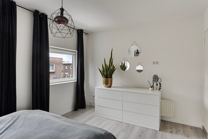 Foto 11 van Twaalfmorgenstraat 39