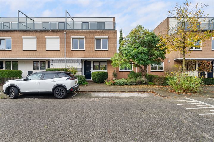 View photo 37 of Jan Beyerinckstraat 13