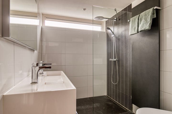 Foto 15 van Oldambtstraat 10