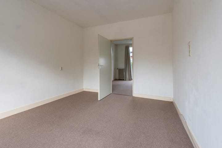 Foto 18 van Laan van Nieuw-Guinea 27-BSA