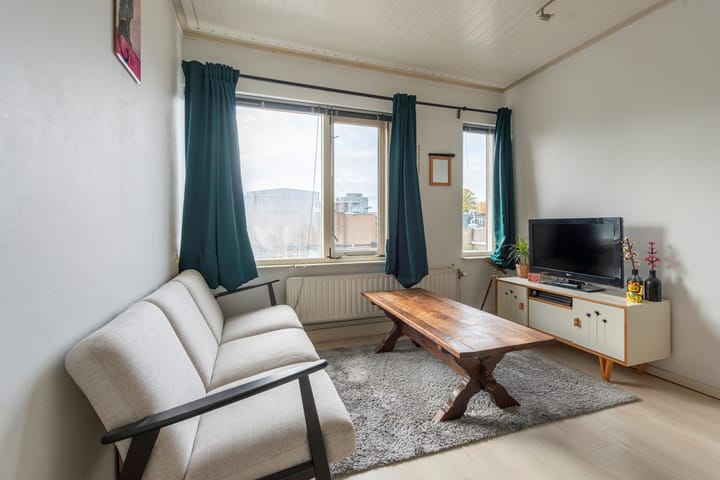 Foto 27 van Laan van Nieuw-Guinea 27-BSA