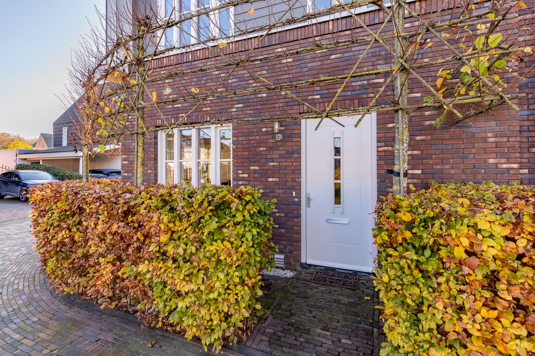 Foto 13 van Charles Wilsonstraat 5