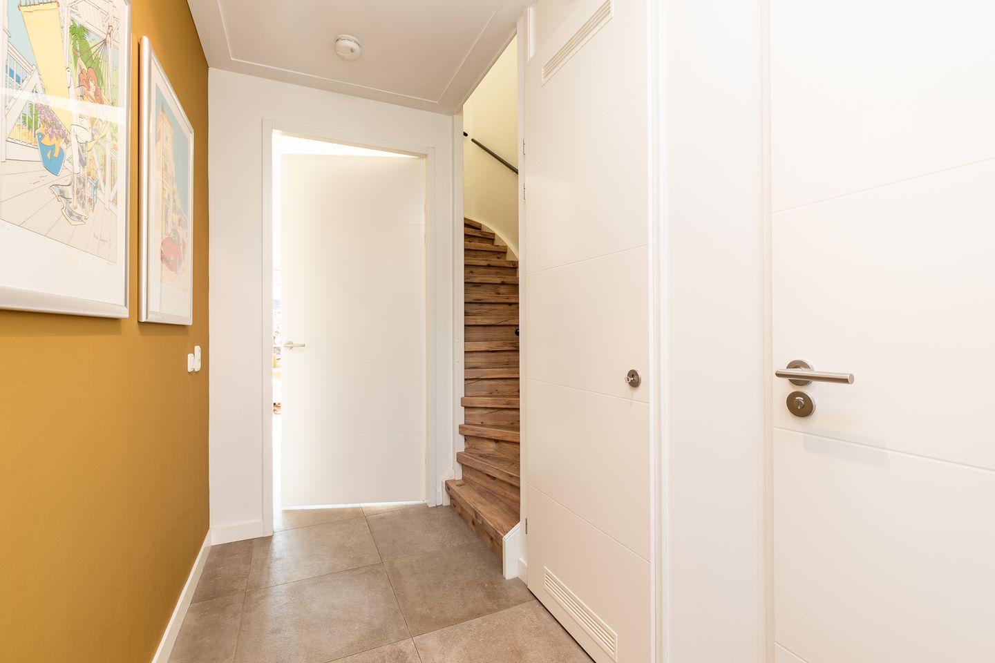 Foto 14 van Charles Wilsonstraat 5