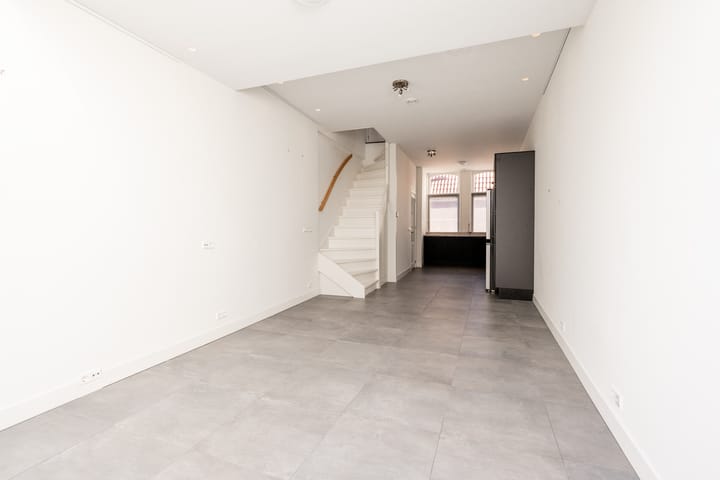 Foto 8 van Leliestraat 7-B