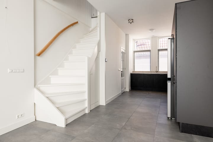 Foto 9 van Leliestraat 7-B