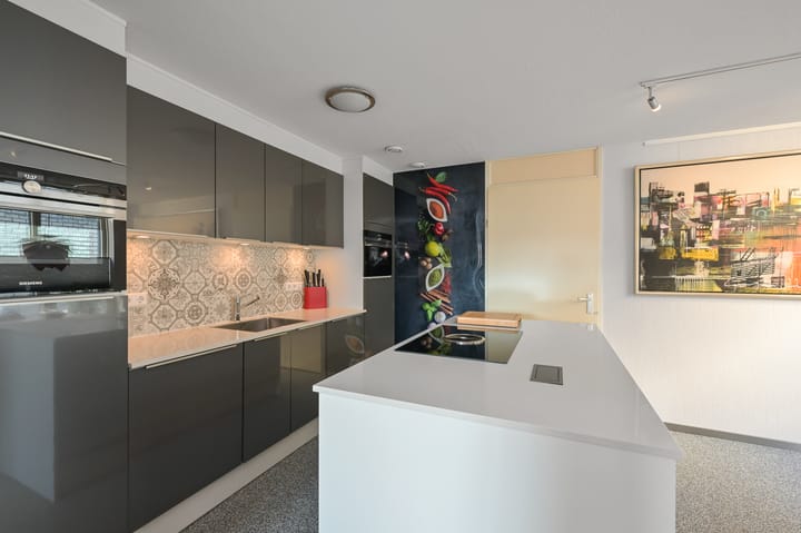 Foto 11 van Dirk Schäferhof 13