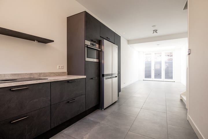 Foto 16 van Leliestraat 7-B