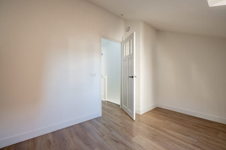 Foto 24 van Leliestraat 7-B