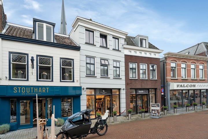 View photo 39 of Rijnstraat 105-D