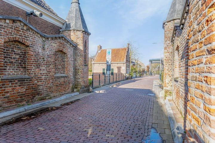 Bekijk foto 42 van IJsselstraat 23