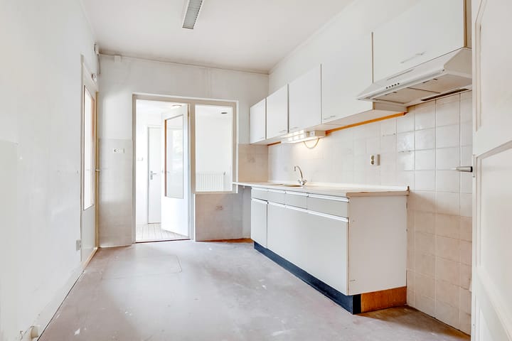 Foto 10 van Leliestraat 4