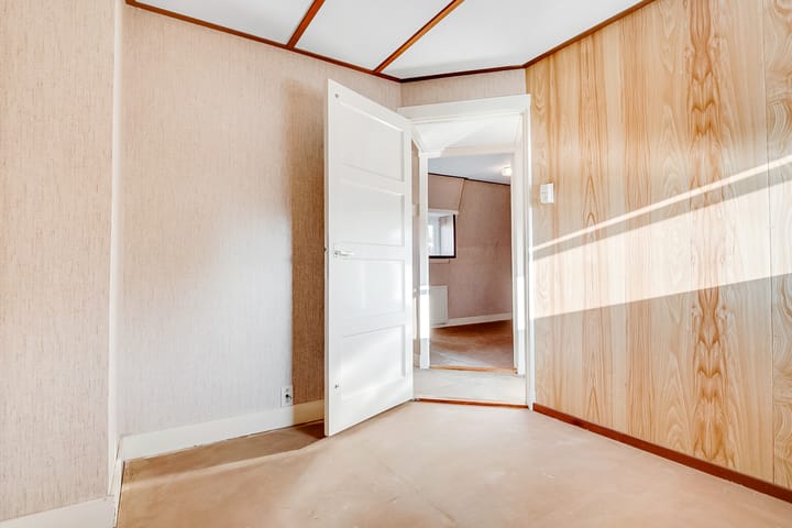 Foto 14 van Leliestraat 4