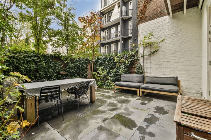 View photo 11 of Van Hogendorpstraat 865