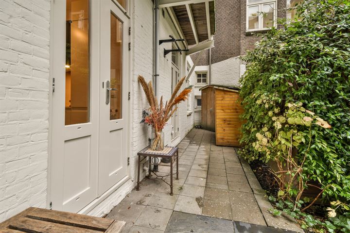 Bekijk foto 13 van Van Hogendorpstraat 865