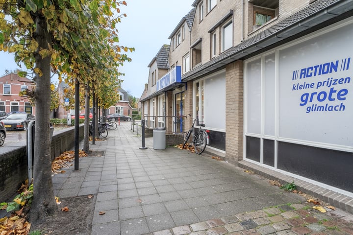 Bekijk foto 34 van Steenakkerplein 19