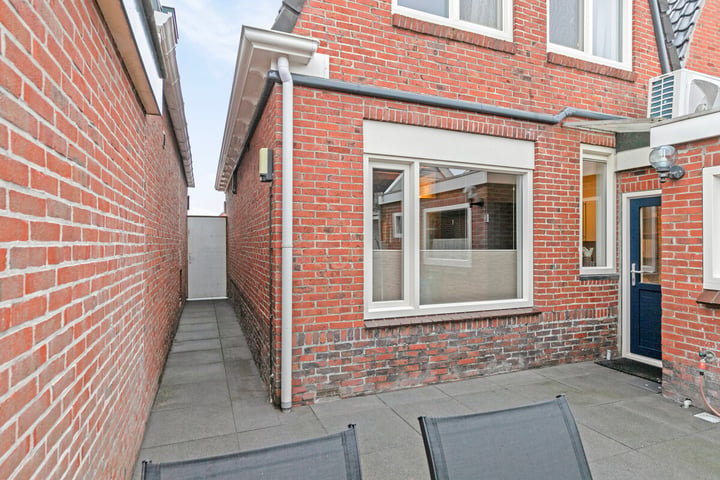 Bekijk foto 31 van Cornelis Houtmanstraat 51