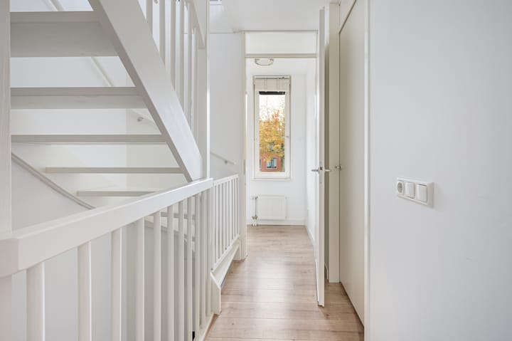 Foto 18 van Den Uylstraat 35