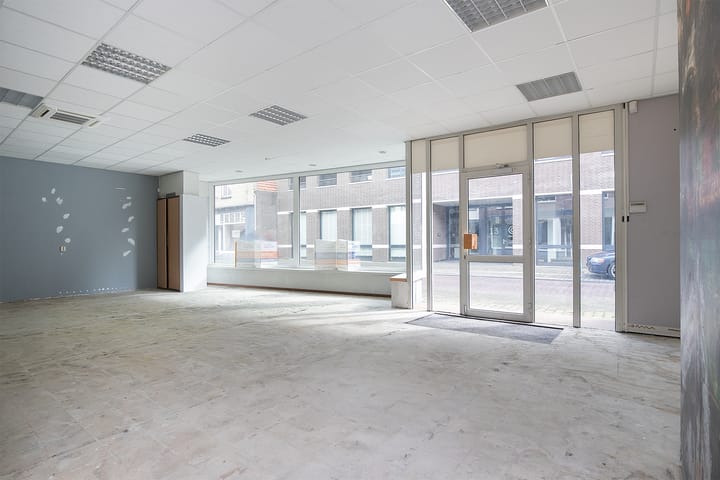 Photo 5 of Patersstraat 10