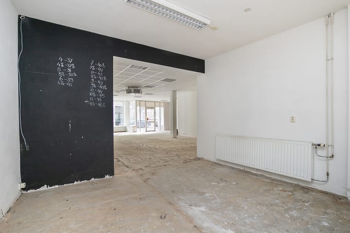 Photo 13 of Patersstraat 10