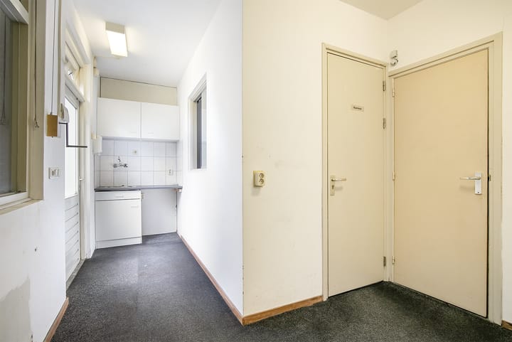 Photo 22 of Patersstraat 10