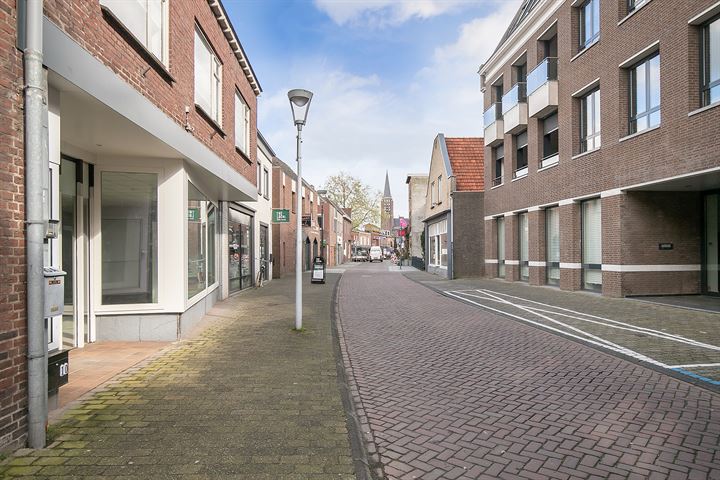 Bekijk foto 46 van Patersstraat 10