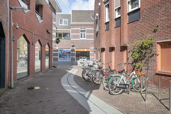 Bekijk foto 50 van Patersstraat 10